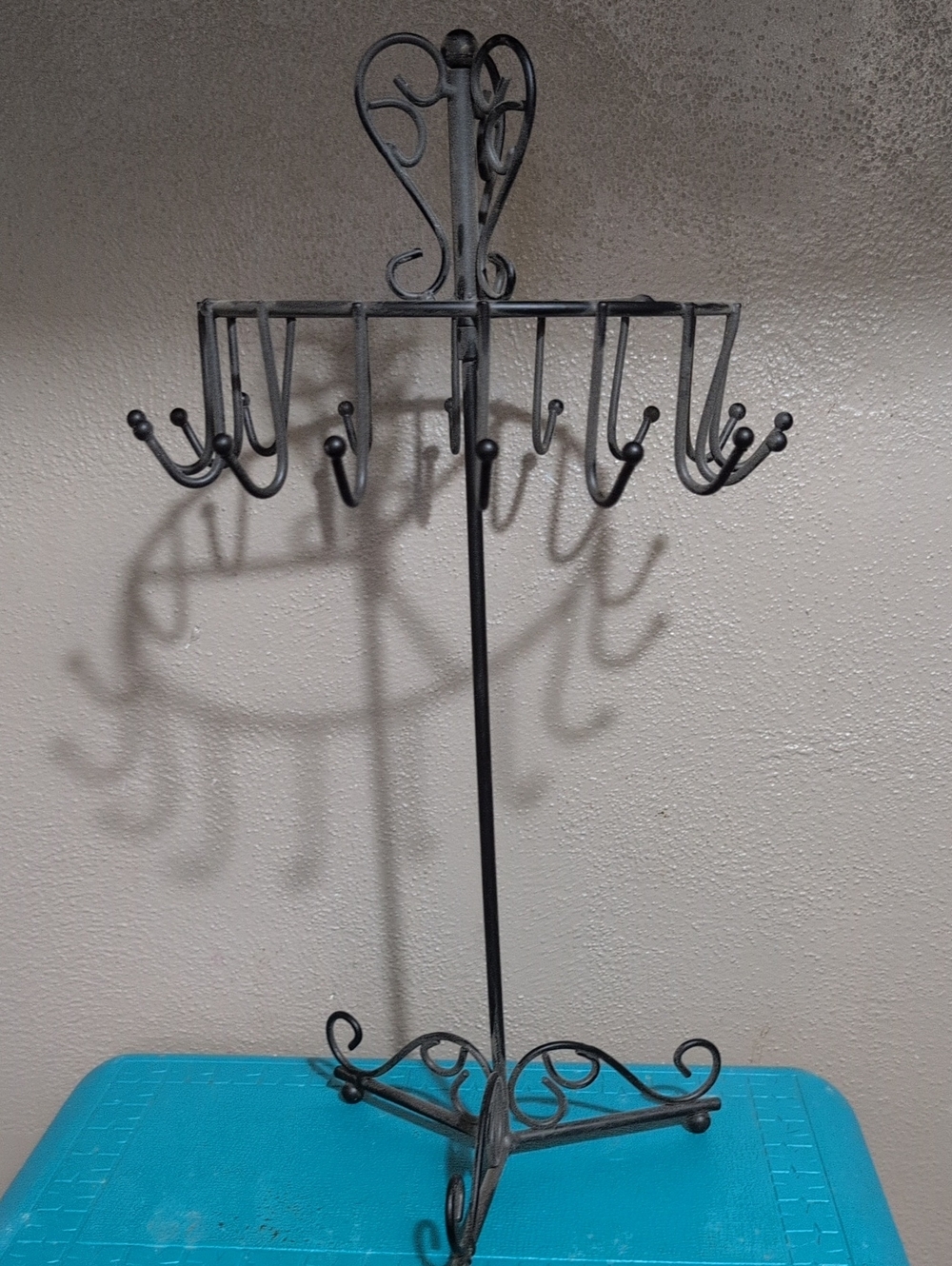 Freestanding Necklace And Jewelry Holder